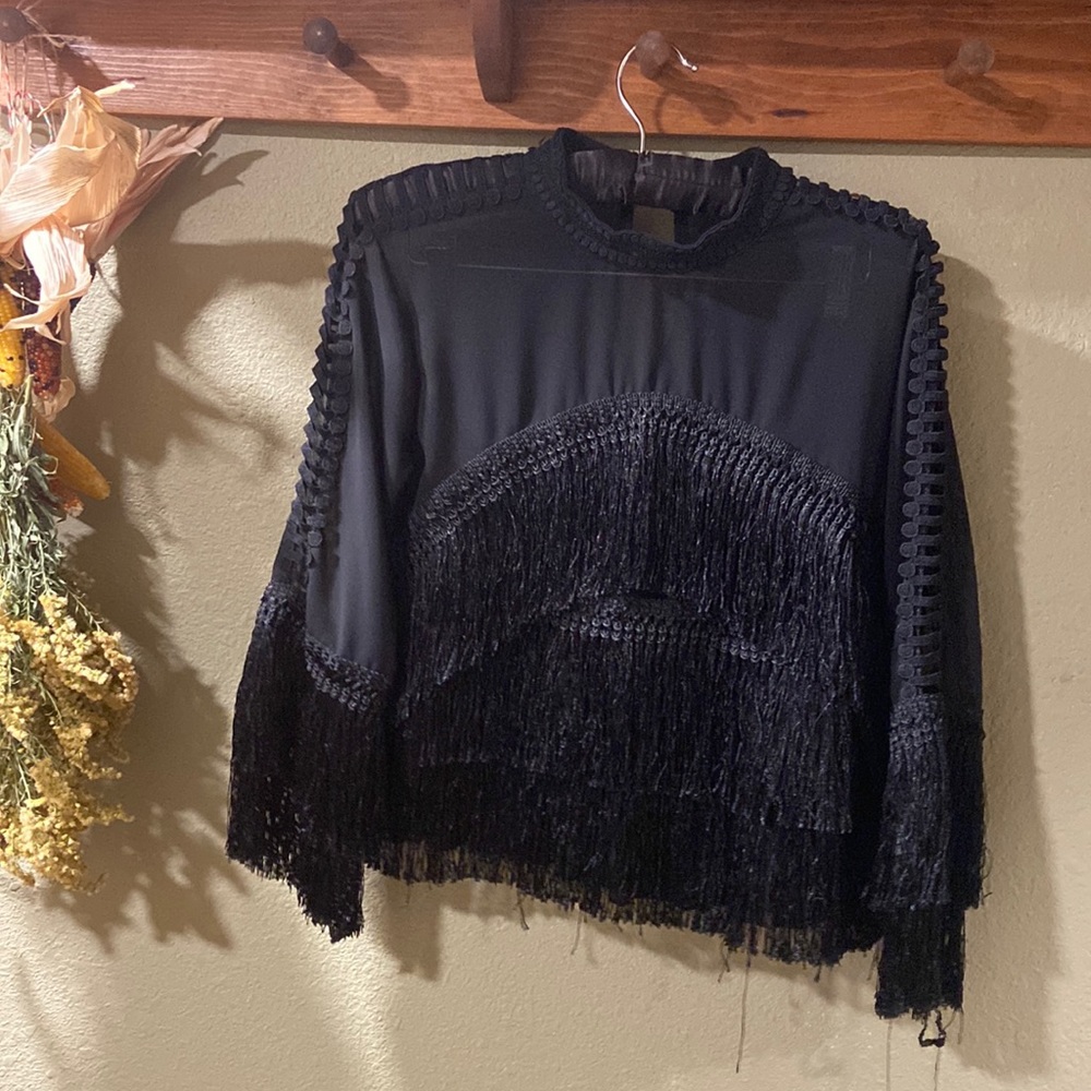 Flapper sheer top